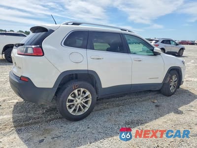 Trzecie zdjęcie samochodu z tyłu: 2019 JEEP CHEROKEE LATITUDE VIN:1C4PJMCB1KD315529 - miniatura