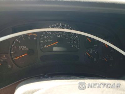 Zdjęcie 9 z 12 samochodu: 2004 CHEVROLET SILVERADO K3500 VIN:1GCHK34G04E299326 - miniatura