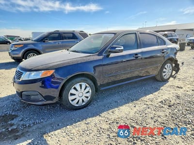 2010 KIA OPTIMA LX KNAGG4A82A5427042 - główne zdjęcie licytacji z USA - miniatura