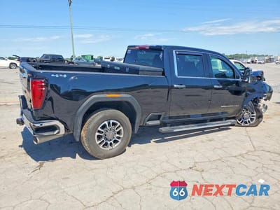 Trzecie zdjęcie samochodu z tyłu: 2025 GMC SIERRA K2500 SLT VIN:1GT4UNEY1SF333311 - miniatura