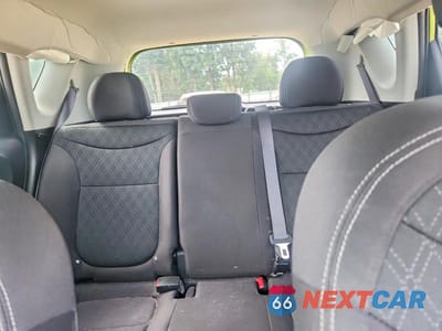 Zdjęcie 10 z 13 samochodu: 2017 KIA SOUL BASE VIN:KNDJN2A2XH7887580 - miniatura