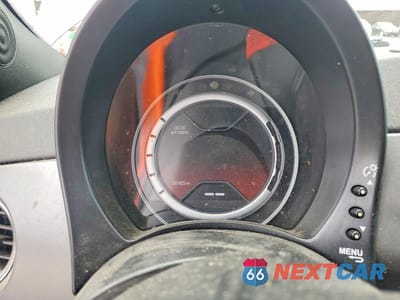 Zdjęcie 9 z 12 samochodu: 2013 FIAT 500 ELECTRIC VIN:3C3CFFGE5DT712534 - miniatura