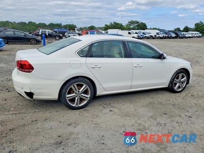 Trzecie zdjęcie samochodu z tyłu: 2014 VOLKSWAGEN PASSAT SE VIN:1VWBH7A32EC015878 - miniatura