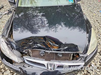 Zdjęcie 11 z 12 samochodu: 2006 HONDA ACCORD EX VIN:1HGCM66536A060981 - miniatura
