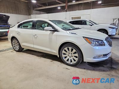 Czwarte zdjęcie samochodu z boku: 2014 BUICK LACROSSE PREMIUM VIN:1G4GE5G37EF248601 - miniatura