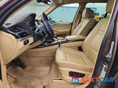 Zdjęcie 7 z 12 samochodu: 2013 BMW X5 XDRIVE35I VIN:5UXZV4C50D0B06897 - miniatura
