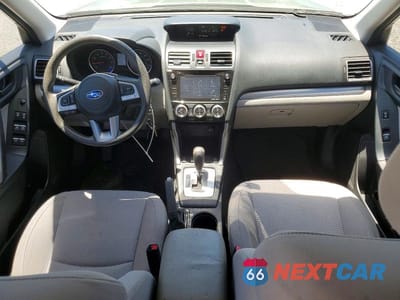 Zdjęcie 8 z 13 samochodu: 2017 SUBARU FORESTER 2.5I PREMIUM VIN:JF2SJAEC5HH463667 - miniatura