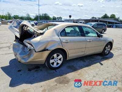 Trzecie zdjęcie samochodu z tyłu: 2006 FORD FUSION SE VIN:3FAFP07176R210744 - miniatura