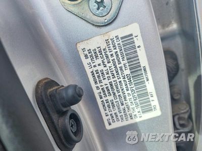 Zdjęcie 12 z 12 samochodu: 2015 HONDA CIVIC LX VIN:19XFB2F53FE104422 - miniatura