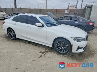 Czwarte zdjęcie samochodu z boku: 2021 BMW 330E VIN:3MW5P7J06M8B98245 - miniatura