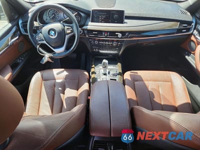 Zdjęcie 8 z 14 samochodu: 2017 BMW X5 XDR40E VIN:5UXKT0C37H0V97230 - miniatura