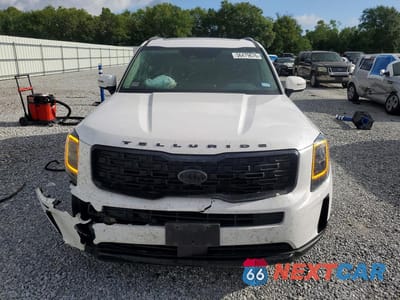 Piąte zdjęcie samochodu w środku: 2021 KIA TELLURIDE EX VIN:5XYP3DHC6MG189684 - miniatura