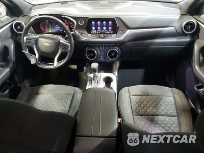 Zdjęcie 8 z 12 samochodu: 2021 CHEVROLET BLAZER 2LT VIN:3GNKBHRS9MS550373 - miniatura