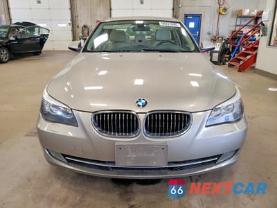 Piąte zdjęcie samochodu w środku: 2010 BMW 528 XI VIN:WBANV1C51AC159983 - miniatura
