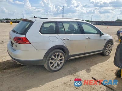 Trzecie zdjęcie samochodu z tyłu: 2017 VOLKSWAGEN GOLF ALLTRACK S VIN:3VWH17AU1HM522555 - miniatura