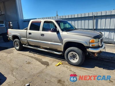 Czwarte zdjęcie samochodu z boku: 2003 GMC SIERRA K2500 HEAVY DUTY VIN:1GTHK23U73F129040 - miniatura