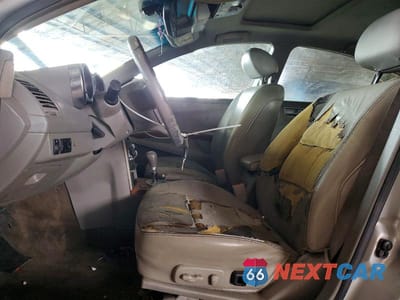 Zdjęcie 7 z 12 samochodu: 2004 NISSAN MAXIMA 3.5 SE VIN:1N4BA41E34C870925 - miniatura