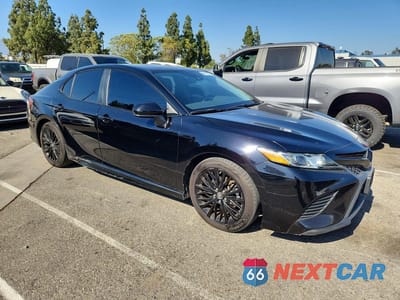 Czwarte zdjęcie samochodu z boku: 2019 TOYOTA CAMRY SE VIN:4T1B11HK3KU290243 - miniatura