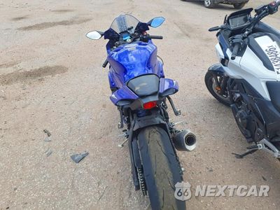 Czwarte zdjęcie samochodu z boku: 2026 YAMAHA YZF1000 VIN:JYARNA7E1TA001152 - miniatura