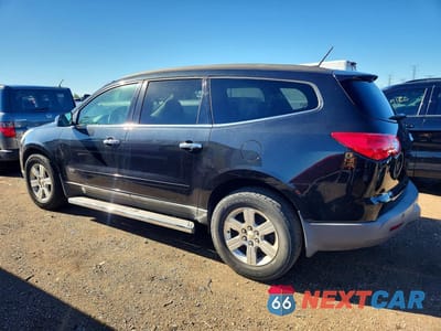 Drugie zdjęcie samochodu z przodu: 2010 CHEVROLET TRAVERSE LT VIN:1GNLRFED3AS144446 - miniatura