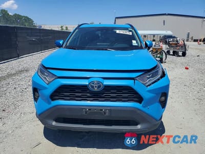 Piąte zdjęcie samochodu w środku: 2019 TOYOTA RAV4 HYBRID XLE VIN:2T3RWRFV2KW036736 - miniatura
