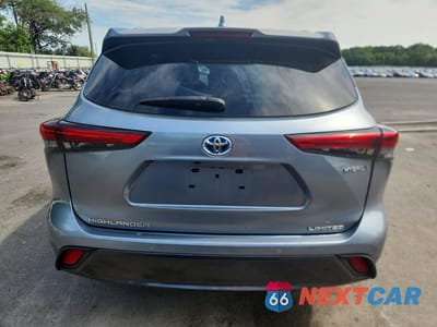 Zdjęcie 6 z 13 samochodu: 2020 TOYOTA HIGHLANDER HYBRID LIMITED VIN:5TDXBRCH4LS002009 - miniatura