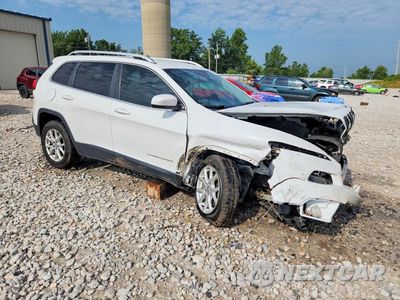 Czwarte zdjęcie samochodu z boku: 2016 JEEP CHEROKEE LATITUDE VIN:1C4PJMCS3GW223432 - miniatura