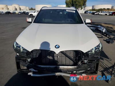 Piąte zdjęcie samochodu w środku: 2025 BMW X5 XDRIVE40I VIN:5UX23EU07S9Y56982 - miniatura