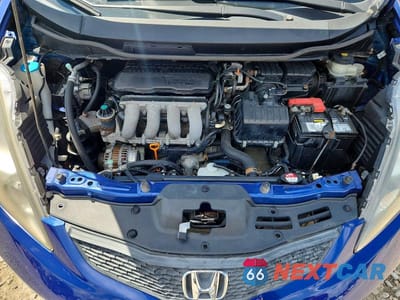 Zdjęcie 11 z 12 samochodu: 2010 HONDA FIT VIN:JHMGE8G2XAS000095 - miniatura