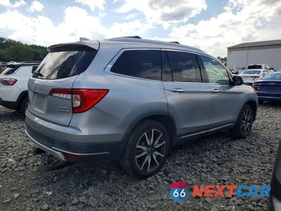 Trzecie zdjęcie samochodu z tyłu: 2019 HONDA PILOT TOURING VIN:5FNYF6H64KB017241 - miniatura