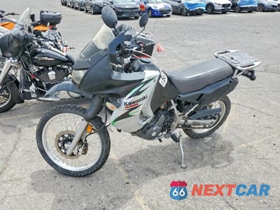 Trzecie zdjęcie samochodu z tyłu: 2008 KAWASAKI KL650 E VIN:JKAKLEE168DA08667 - miniatura