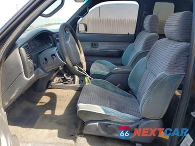 Zdjęcie 7 z 12 samochodu: 1997 TOYOTA TACOMA XTRACAB SR5 VIN:4TAWN74N6VZ313272 - miniatura