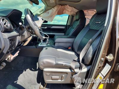 Zdjęcie 7 z 12 samochodu: 2020 TOYOTA TUNDRA PLATINUM VIN:5TFAY5F19LX887975 - miniatura