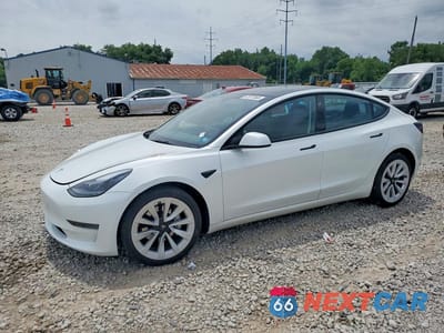 2023 TESLA MODEL 3 5YJ3E1EA0PF671640 - główne zdjęcie licytacji z USA - miniatura