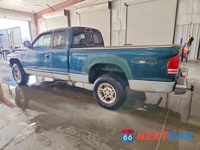 Drugie zdjęcie samochodu z przodu: 1997 DODGE DAKOTA VIN:1B7GG23X5VS131001 - miniatura