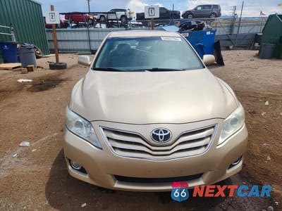 Piąte zdjęcie samochodu w środku: 2010 TOYOTA CAMRY VIN:4T4BF3EK3AR047067 - miniatura