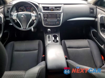 Zdjęcie 8 z 12 samochodu: 2016 NISSAN ALTIMA 2.5 SR VIN:1N4AL3AP9GC190498 - miniatura