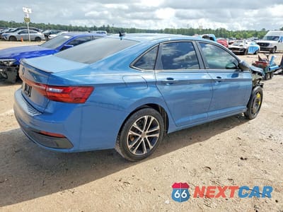 Trzecie zdjęcie samochodu z tyłu: 2025 VOLKSWAGEN JETTA SPORT VIN:3VWBX7BU8SM037470 - miniatura