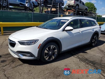 2018 BUICK REGAL TOURX PREFERRED W04GU8SX5J1132141 - główne zdjęcie licytacji z USA - miniatura