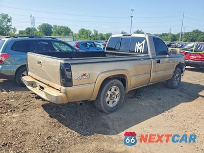 Trzecie zdjęcie samochodu z tyłu: 2006 CHEVROLET SILVERADO K1500 VIN:1GCEK14T16E122243 - miniatura