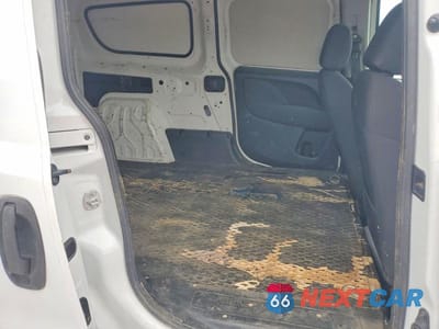 Zdjęcie 11 z 13 samochodu: 2016 RAM PROMASTER CITY SLT VIN:ZFBERFBT2G6B05187 - miniatura