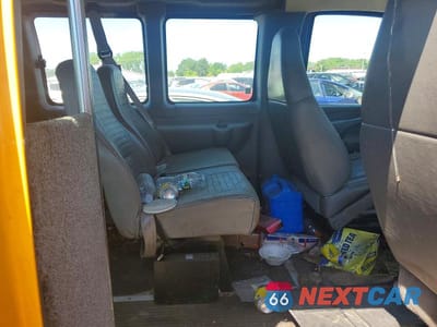 Zdjęcie 11 z 13 samochodu: 2006 GMC SAVANA RV G3500 VIN:1GDHG35U761206815 - miniatura