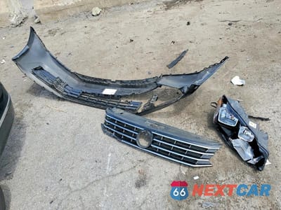 Zdjęcie 12 z 13 samochodu: 2019 VOLKSWAGEN PASSAT WOLFSBURG VIN:1VWLA7A38KC009085 - miniatura