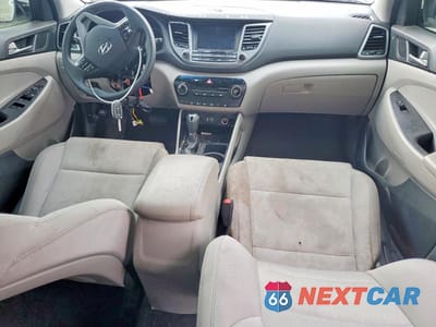 Zdjęcie 8 z 13 samochodu: 2018 HYUNDAI TUCSON SEL VIN:KM8J3CA43JU743286 - miniatura