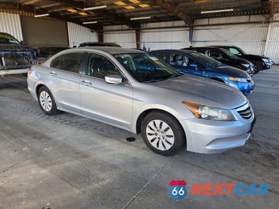 Czwarte zdjęcie samochodu z boku: 2012 HONDA ACCORD LX VIN:1HGCP2F34CA141126 - miniatura