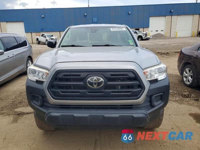 Piąte zdjęcie samochodu w środku: 2019 TOYOTA TACOMA SR VIN:5TFSX5EN5KX069217 - miniatura
