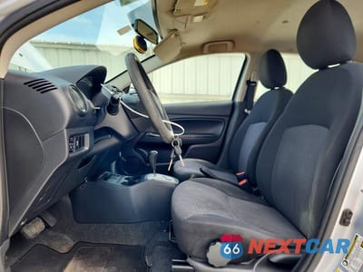 Zdjęcie 7 z 13 samochodu: 2019 MITSUBISHI MIRAGE ES VIN:ML32A3HJ4KH000935 - miniatura
