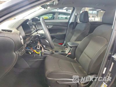 Zdjęcie 7 z 12 samochodu: 2020 KIA FORTE LXS VIN:3KPF24AD1LE238982 - miniatura