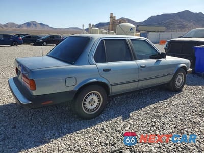 Trzecie zdjęcie samochodu z tyłu: 1986 BMW 325 E AUTOMATIC VIN:WBAAE6403G1705492 - miniatura