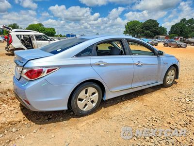 Trzecie zdjęcie samochodu z tyłu: 2011 HYUNDAI SONATA HYBRID VIN:KMHEC4A47BA012158 - miniatura